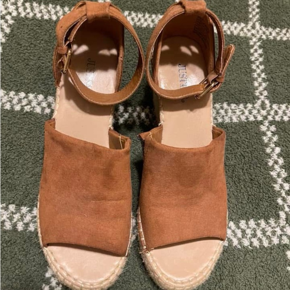 • Just Fab Wedges •